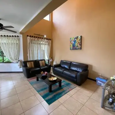 Venta de hermosa casa en Curridabat Granadilla  - Foto 23 de 25