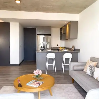 Venta de Apartamento con jardin en Santa Ana - Foto 4 de 13